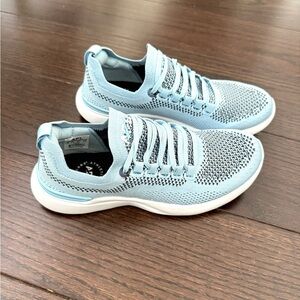 APL TechLoom Breeze Sneakers